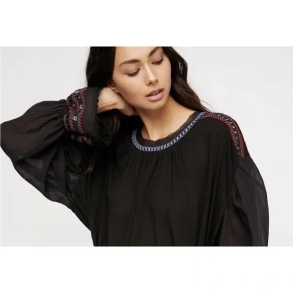 Free People On Holiday Embroidered Tunic Tribal Tassel Top Black - Picture 2 of 15